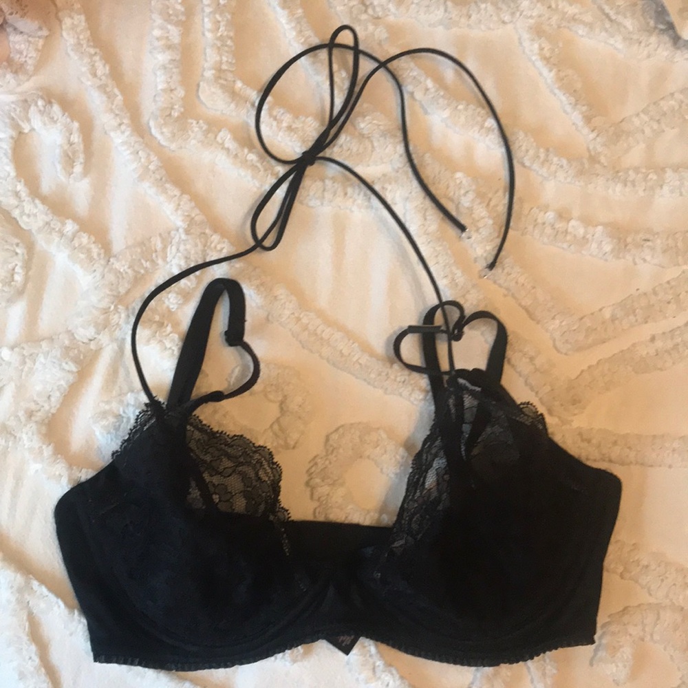 VICTORIAS SECRET DESIGNER BRA